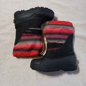 Columbia Girl's Size 4 Powderbug Plus II Print Winter Snow Boots